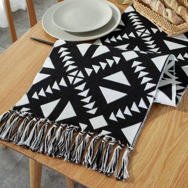 Table Runner