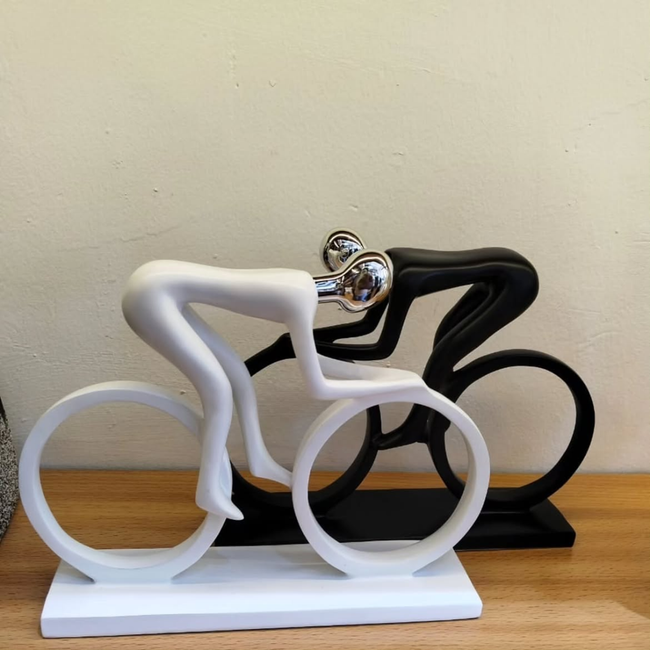 Office Home Figure Modelling Resin Table Ornament