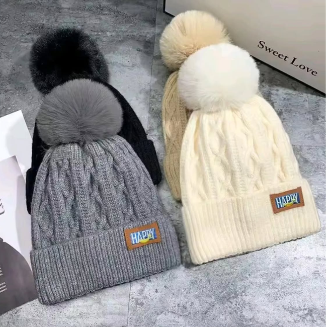 Autumn and Winter Pompom Knitted Hat