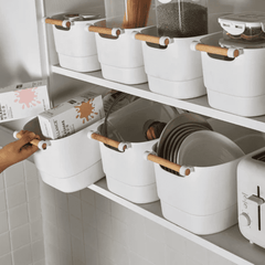 BPA-Free Plastic Multipurpose Storage Containers with Bamboo Handle