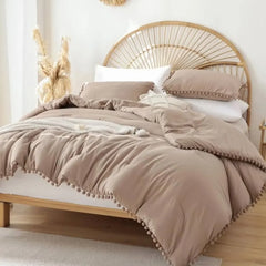 Pom-Pom Laced Design Duvet cover set