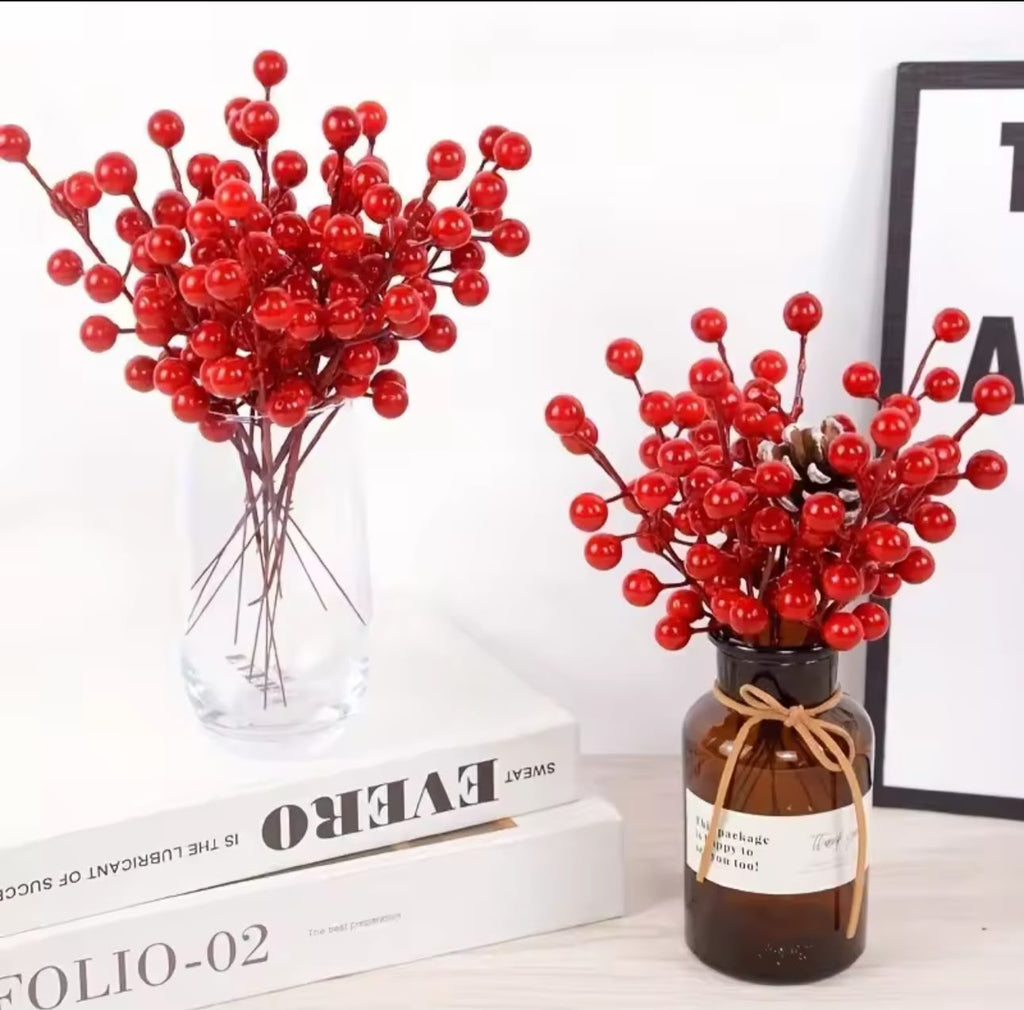 10Pcs Christmas Red Berry Bouquet
