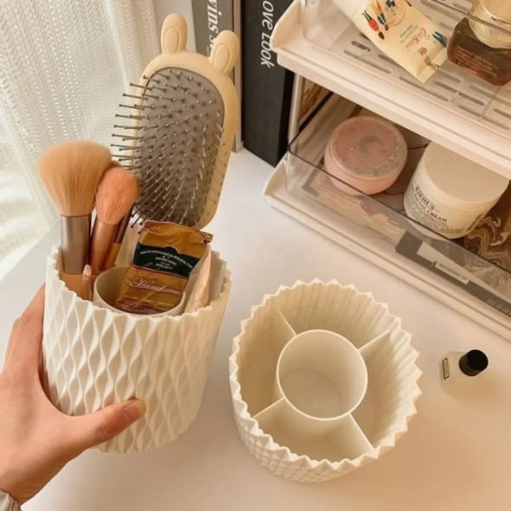 Multifunctional 360° rotating holder