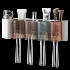 Cute toothbrush holder set