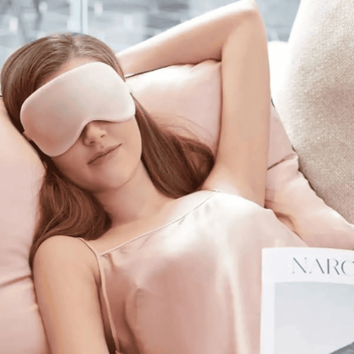 100{2065b22fa491b266a992e40606aaf4f3b30023166bdd0a41802df372cc64f91d} Natural Silk Eye Mask