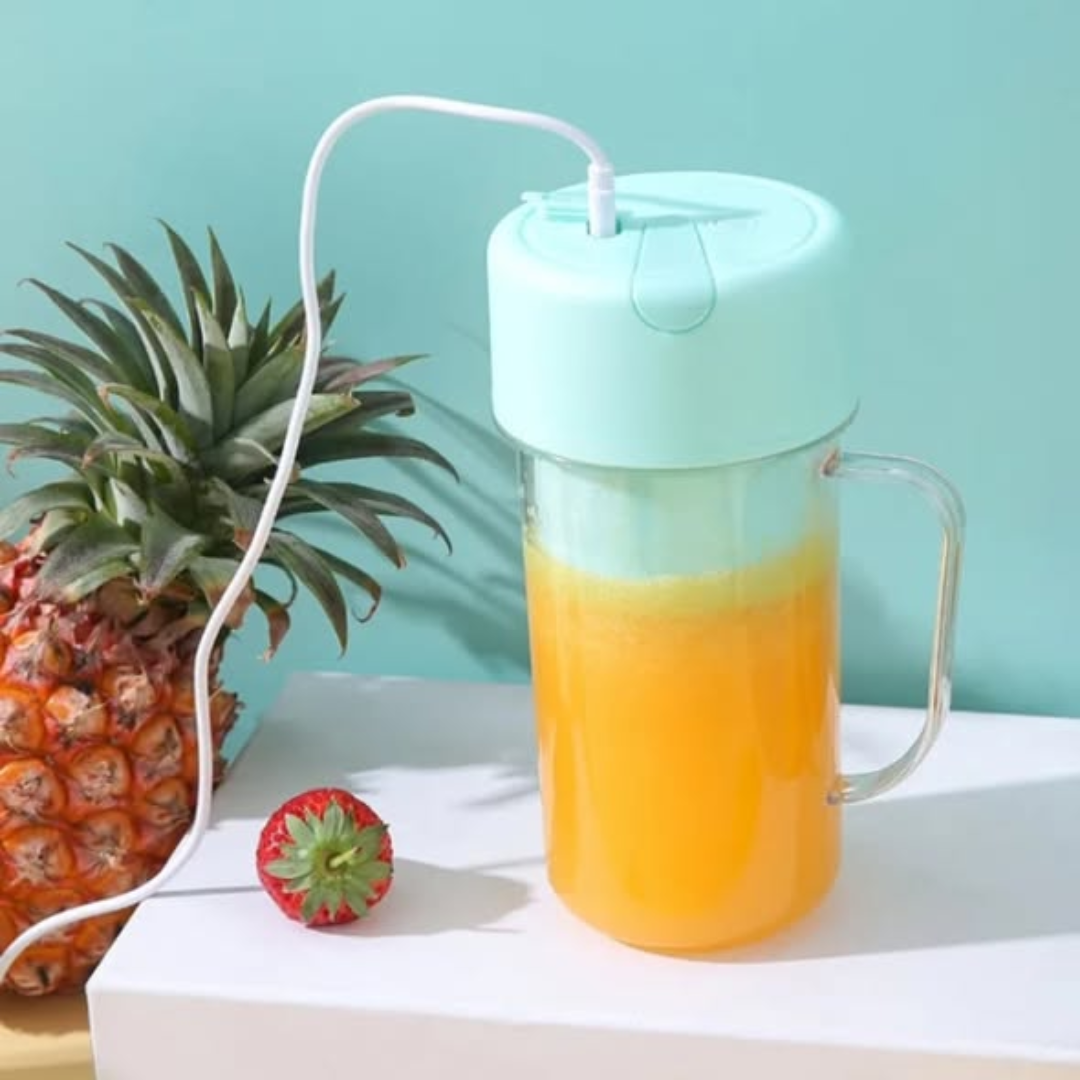 Mini straw juice blender