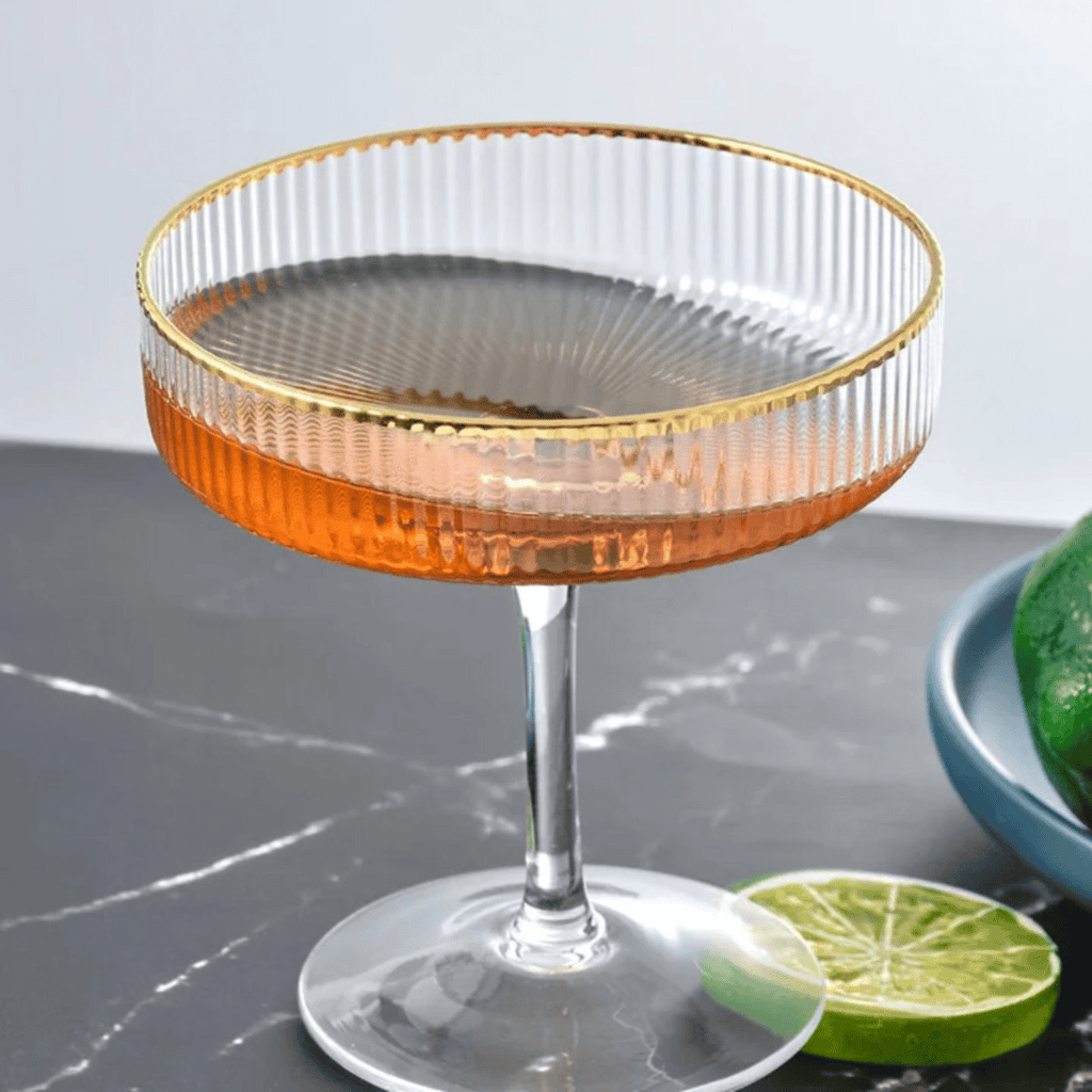 6-Piece Glass Set with Gold Rim