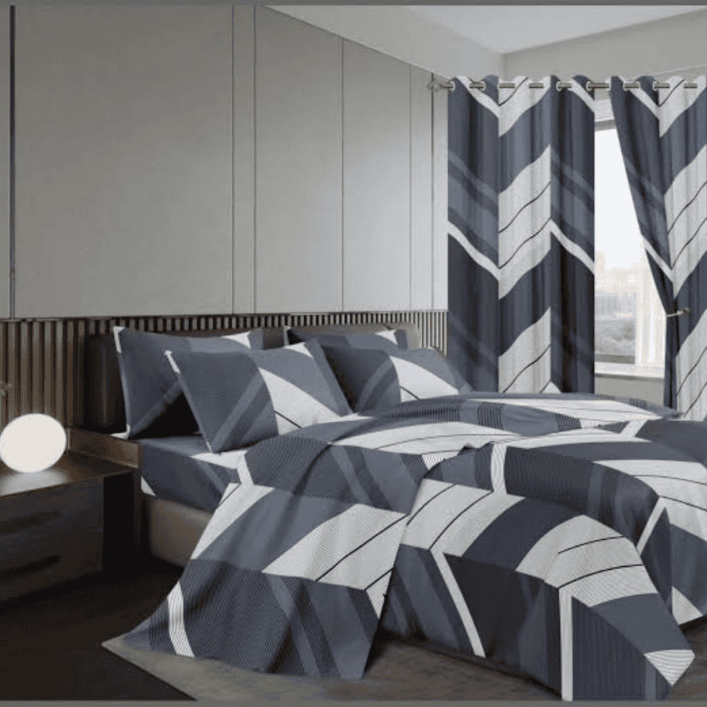 Woolen Duvet with Matching Curtains