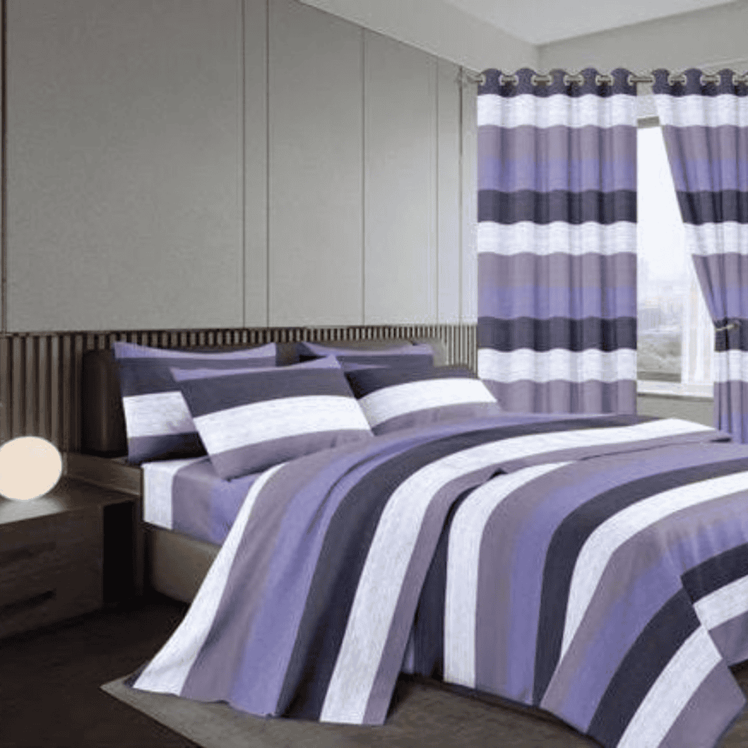 Woolen Duvet with Matching Curtains