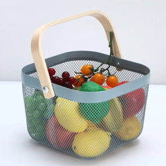 Portable fruits storage basket