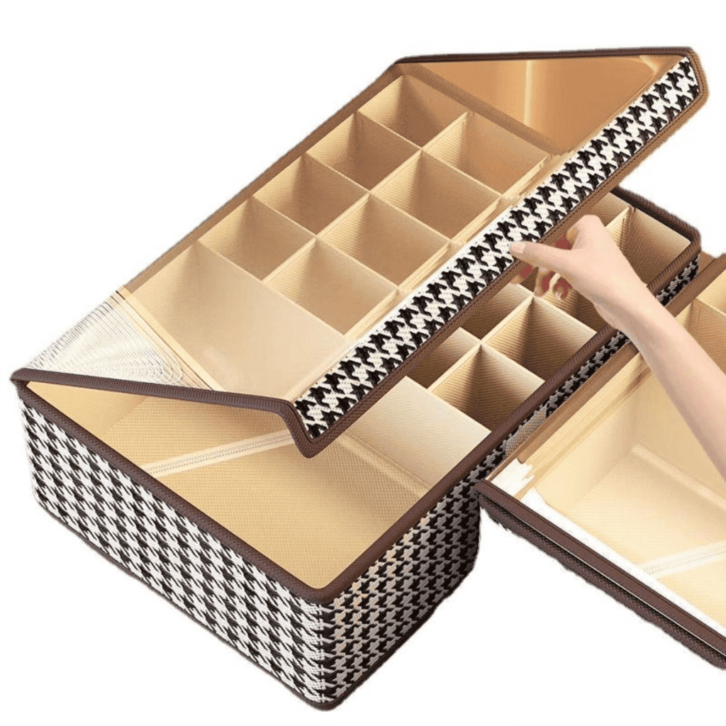 17 Grid Foldable Undergarment Organizer