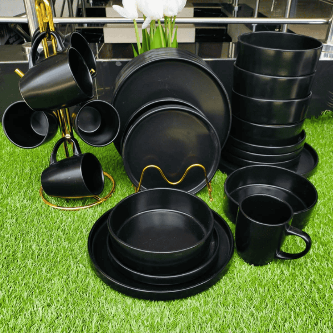 Black Dinner Set
