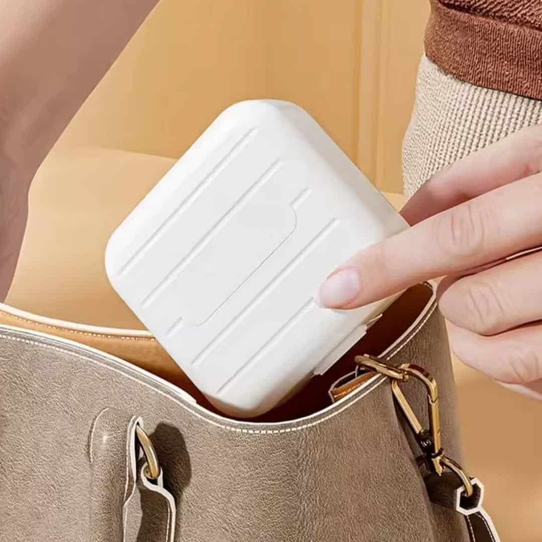 7 Grid Portable Pill Box