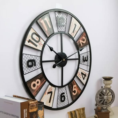 Light Luxury Metal Round Wall Clock
