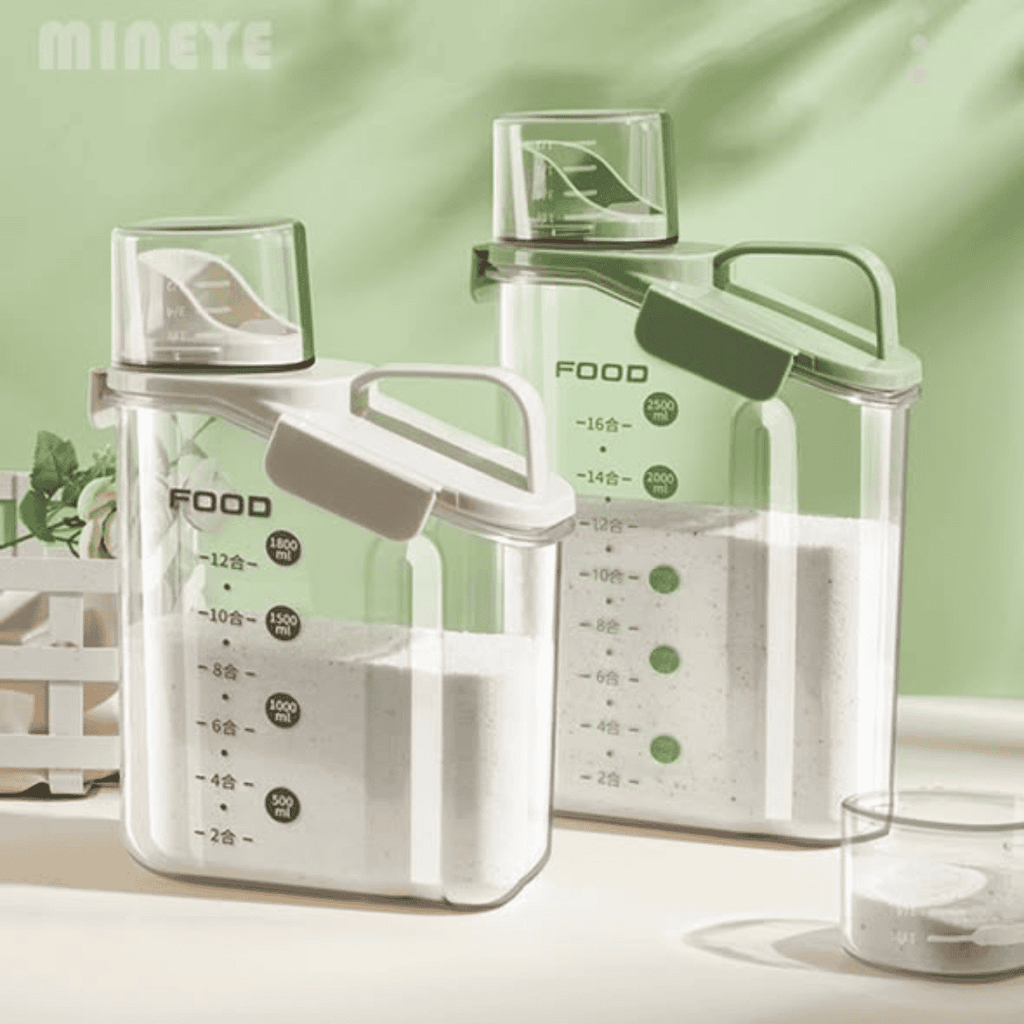 Storage Containers with Measuring Cup