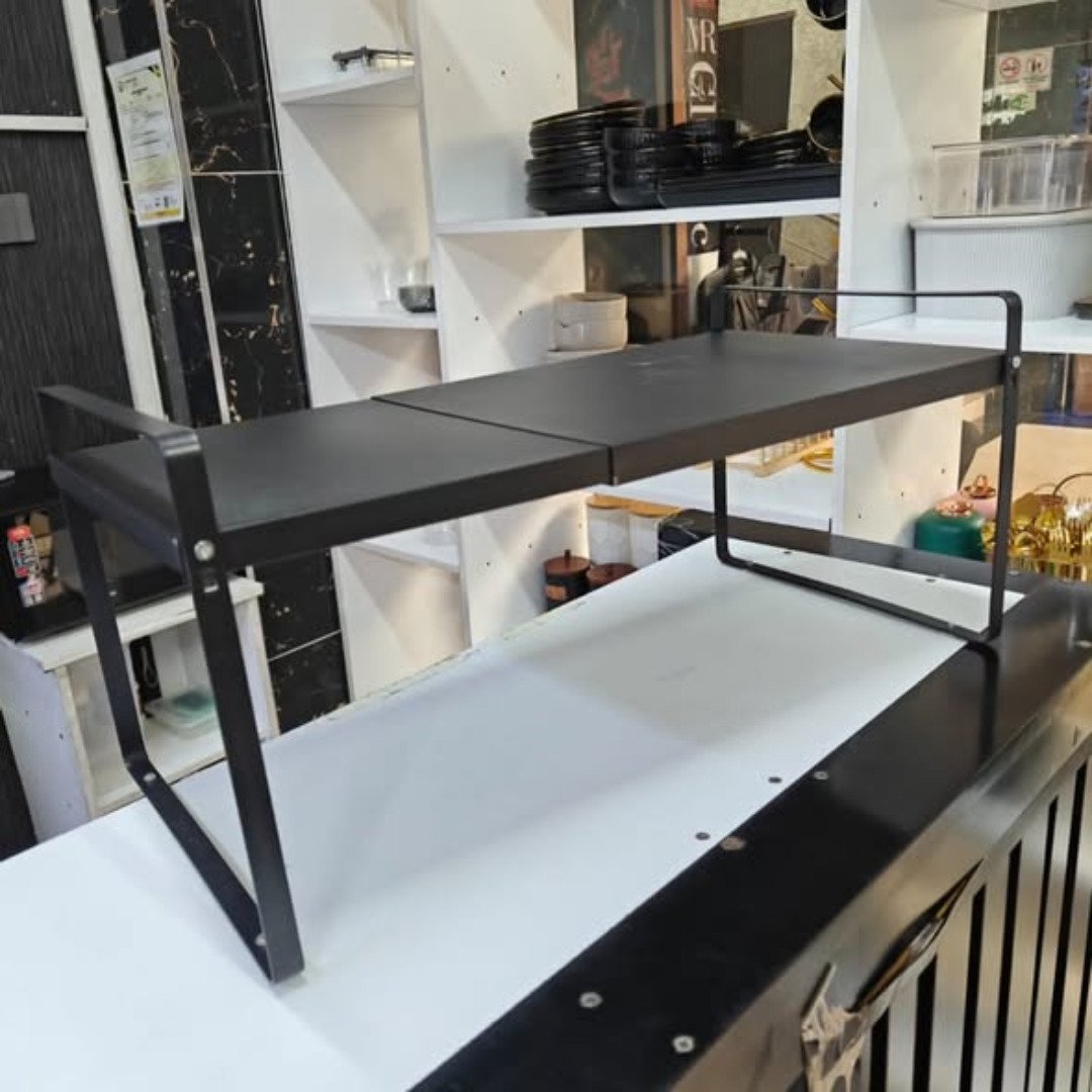 Expandable storage rack