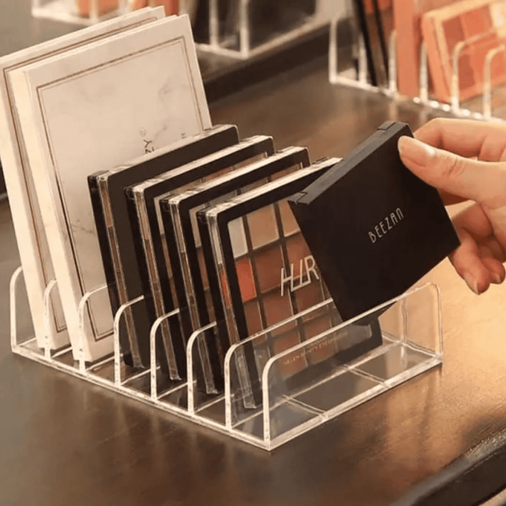 Acrylic Compact Eyeshadow Palette Organizer