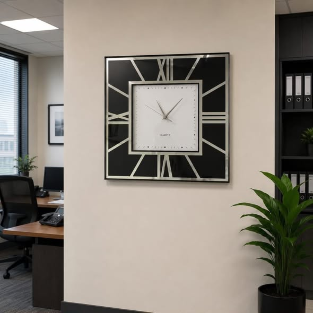 50cm Wall Clock in Elegant Silver