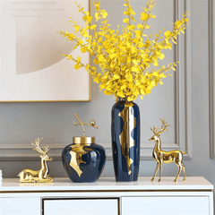 2pcs European Style Fashionable Gold Electroplated Resin Deers