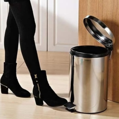 Stainless steel Pedal Dustbin
