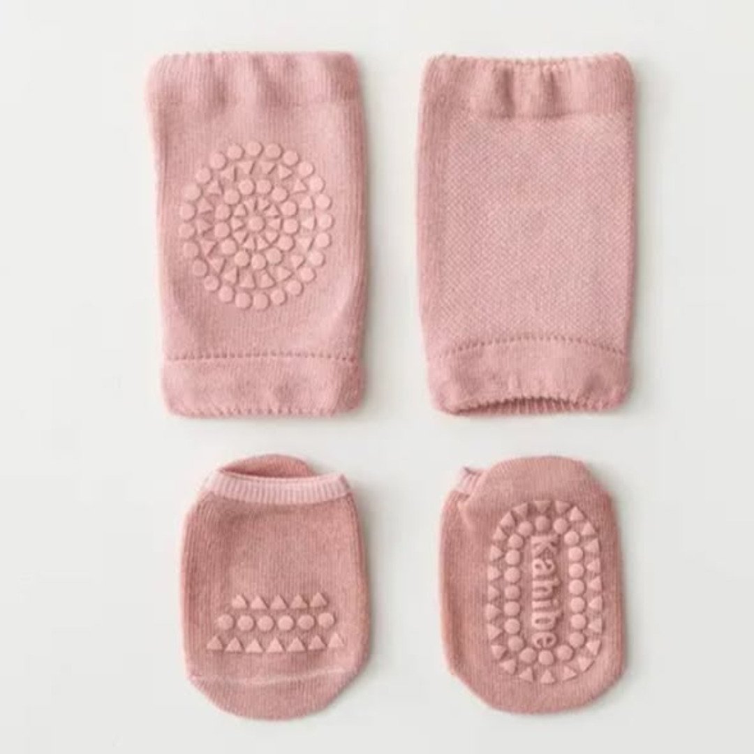 Prewalker socks with knee protector