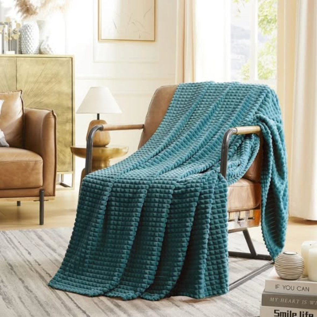 Morden Plain Stopped Wooven Flannel Fleece Blanket