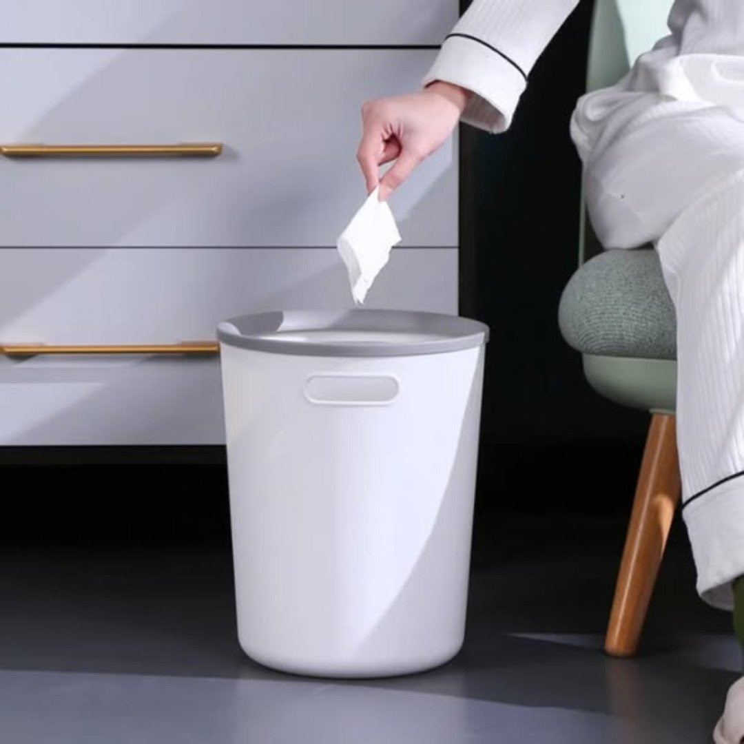 Round Faux Material Dustbin
