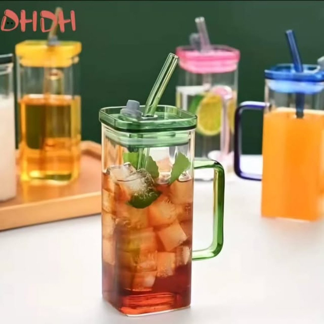 Square Borosilicate Glass with Handle Acrylic Lid and Straw