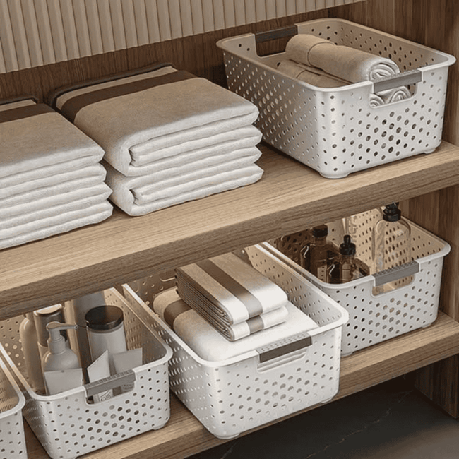 Large Capacity Plastic Storage Basket