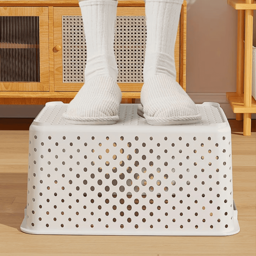 Large Capacity Plastic Storage Basket
