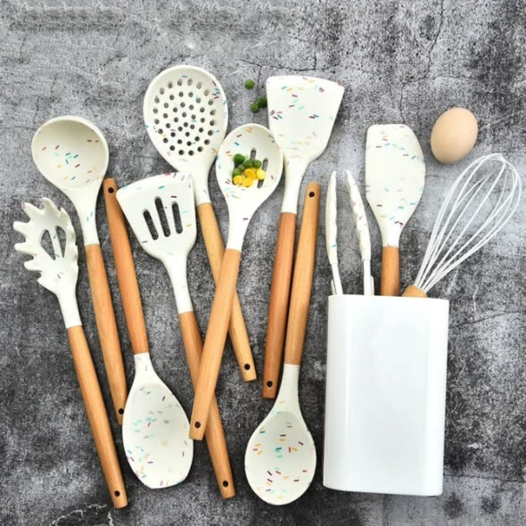 White marble silicone spoon set