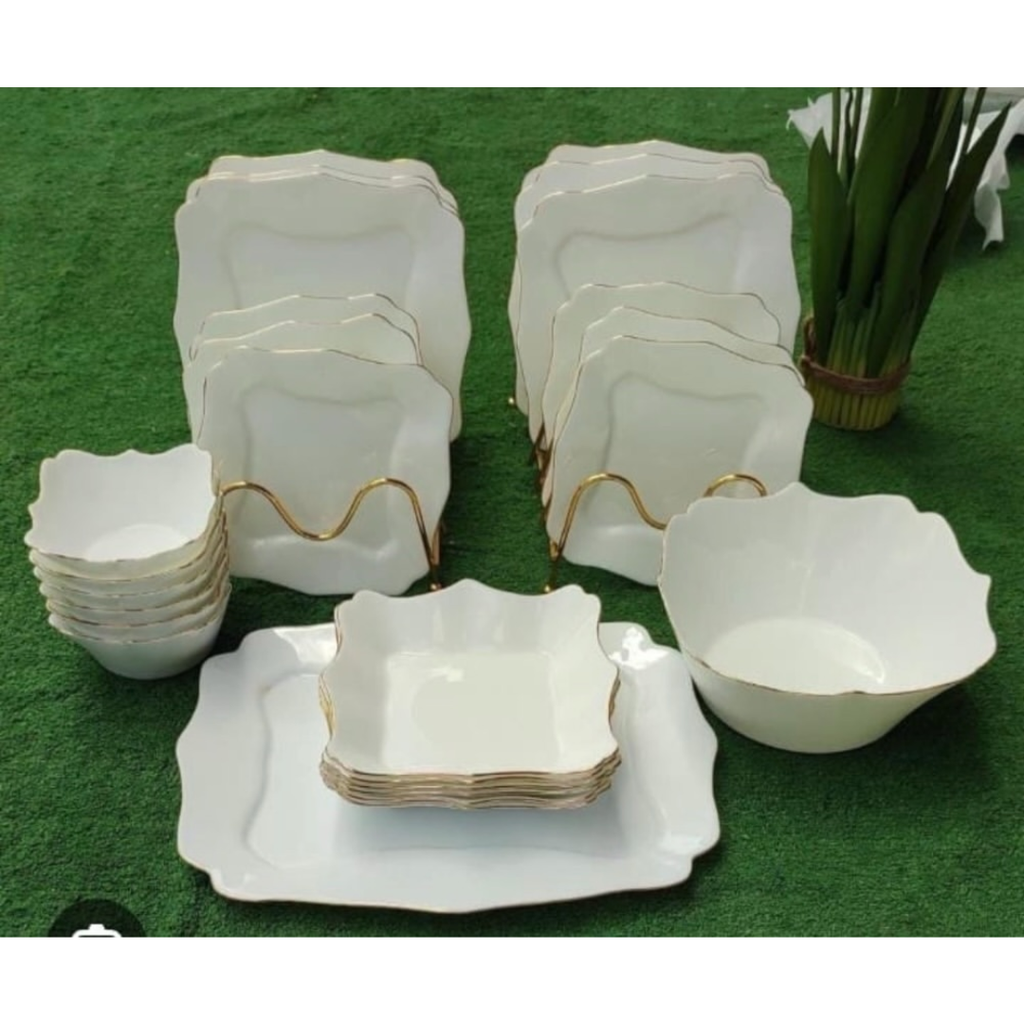 26-Piece Dinner Set