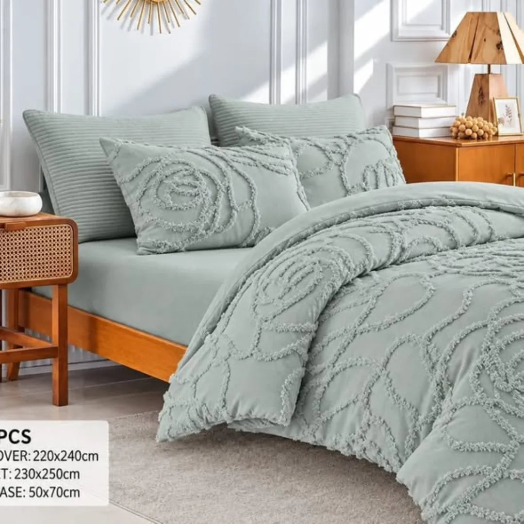 Rose Print Tufted Duvet Covers