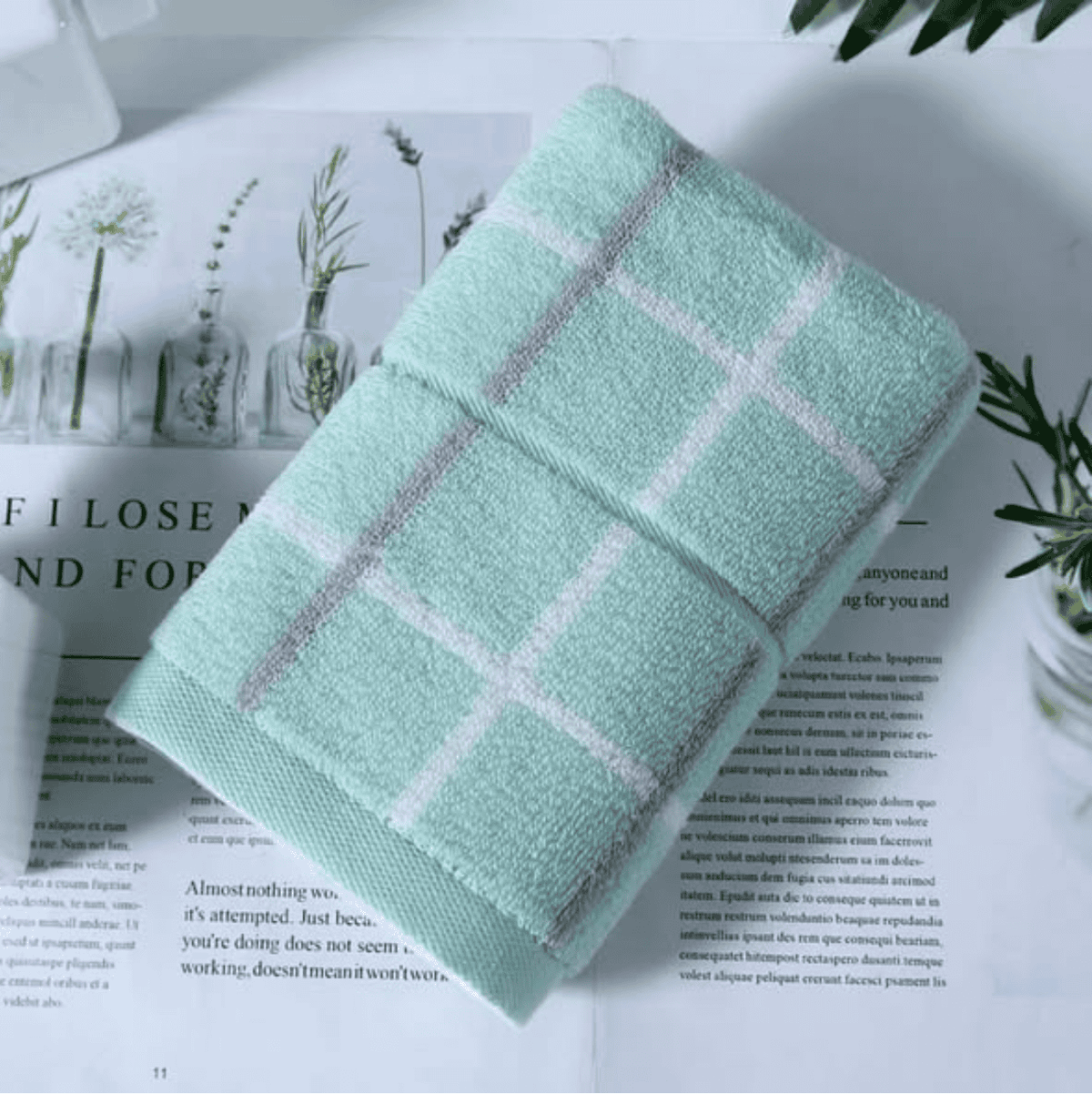 2pcs 100{2065b22fa491b266a992e40606aaf4f3b30023166bdd0a41802df372cc64f91d} Cotton Hand Towel