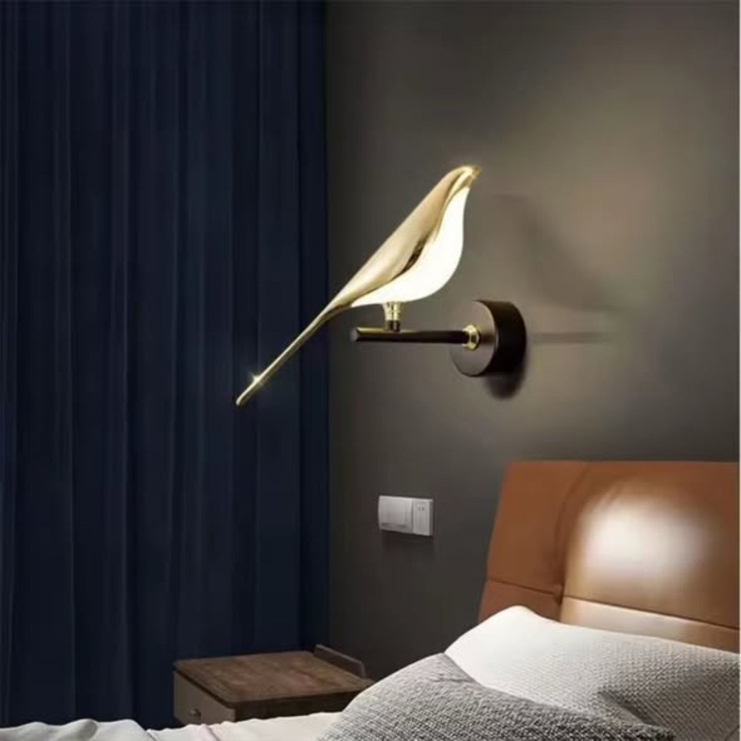 Gold LED Bird Wall Lamp