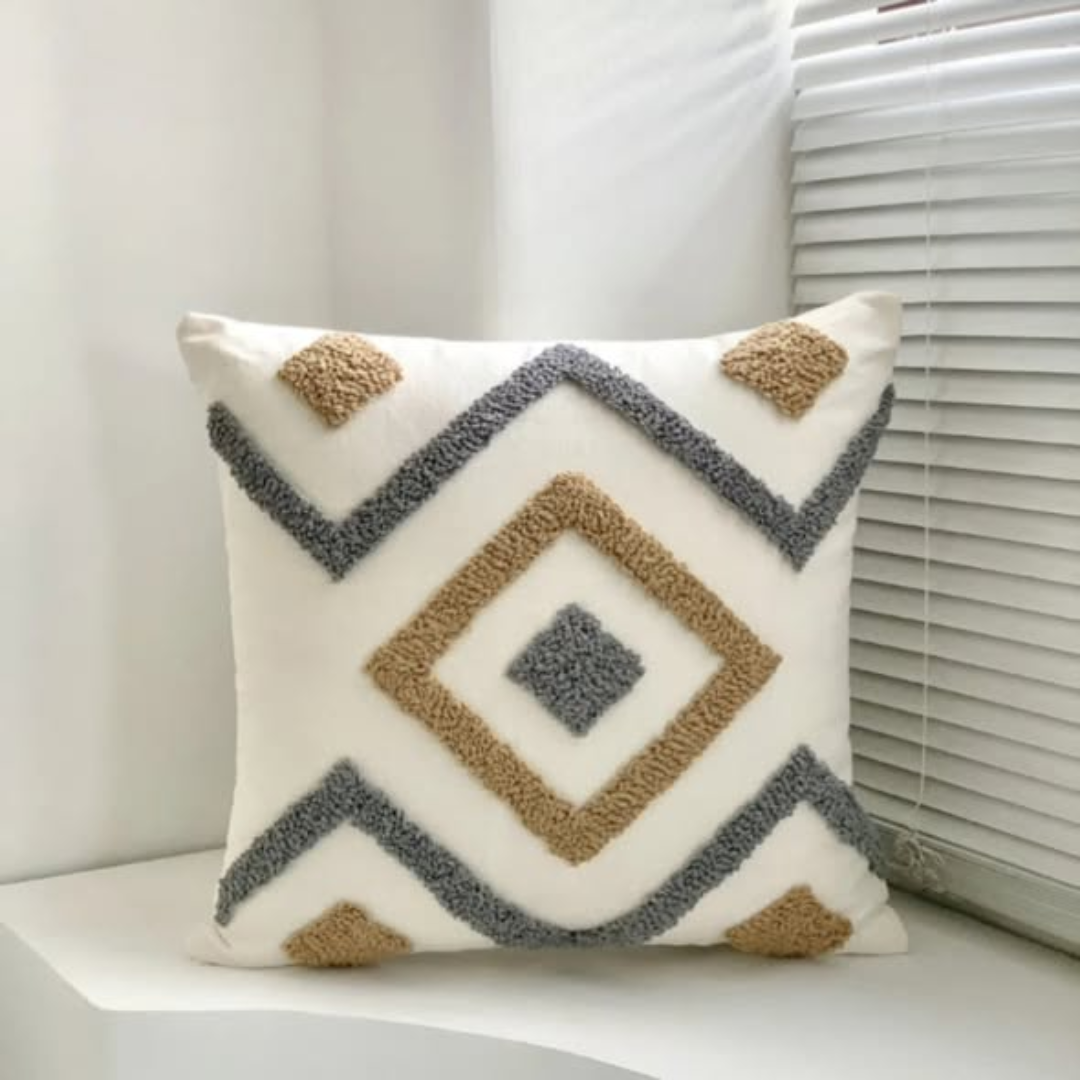 Throw pillow covers with tassels
