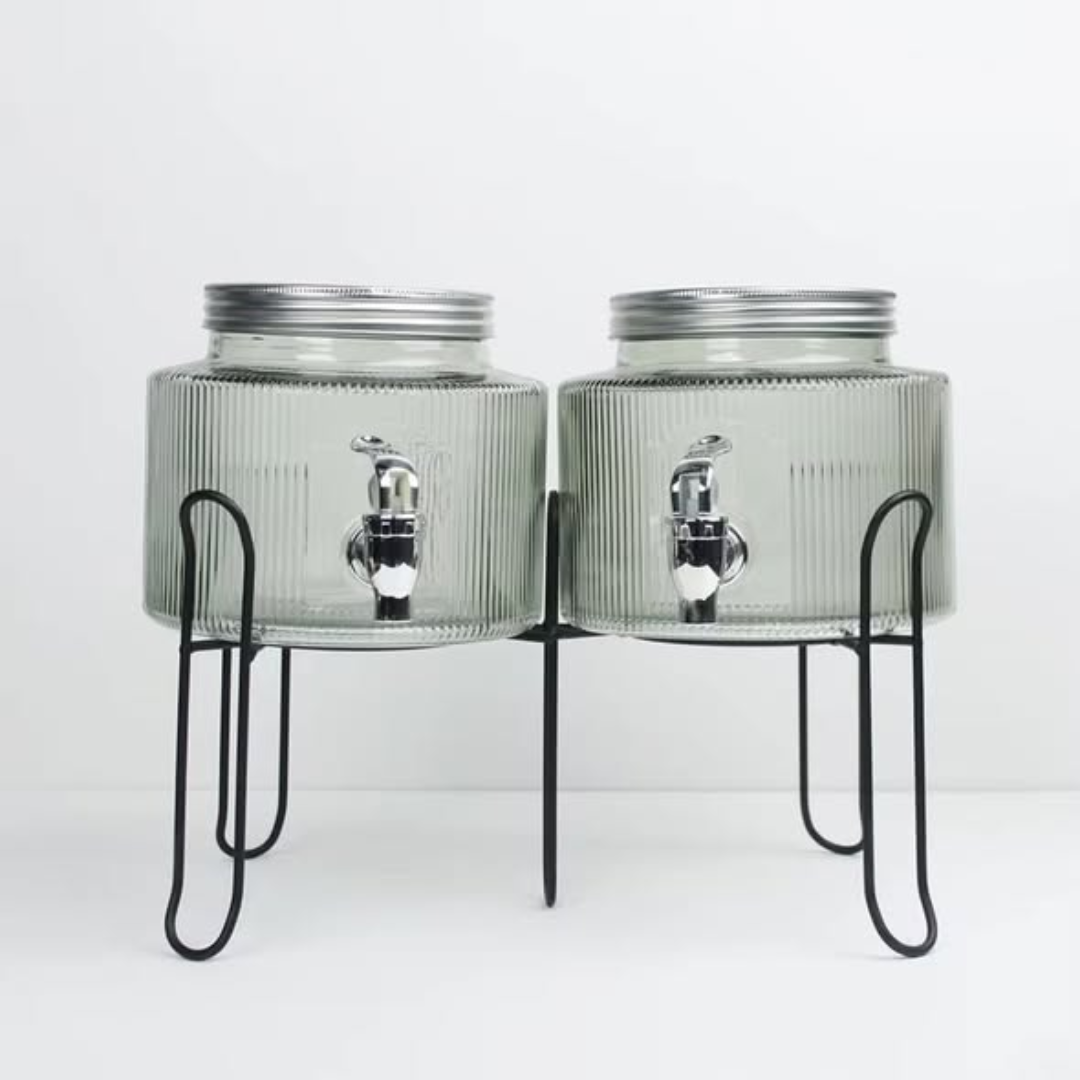 2.5L capacity juice/ drink dispenser