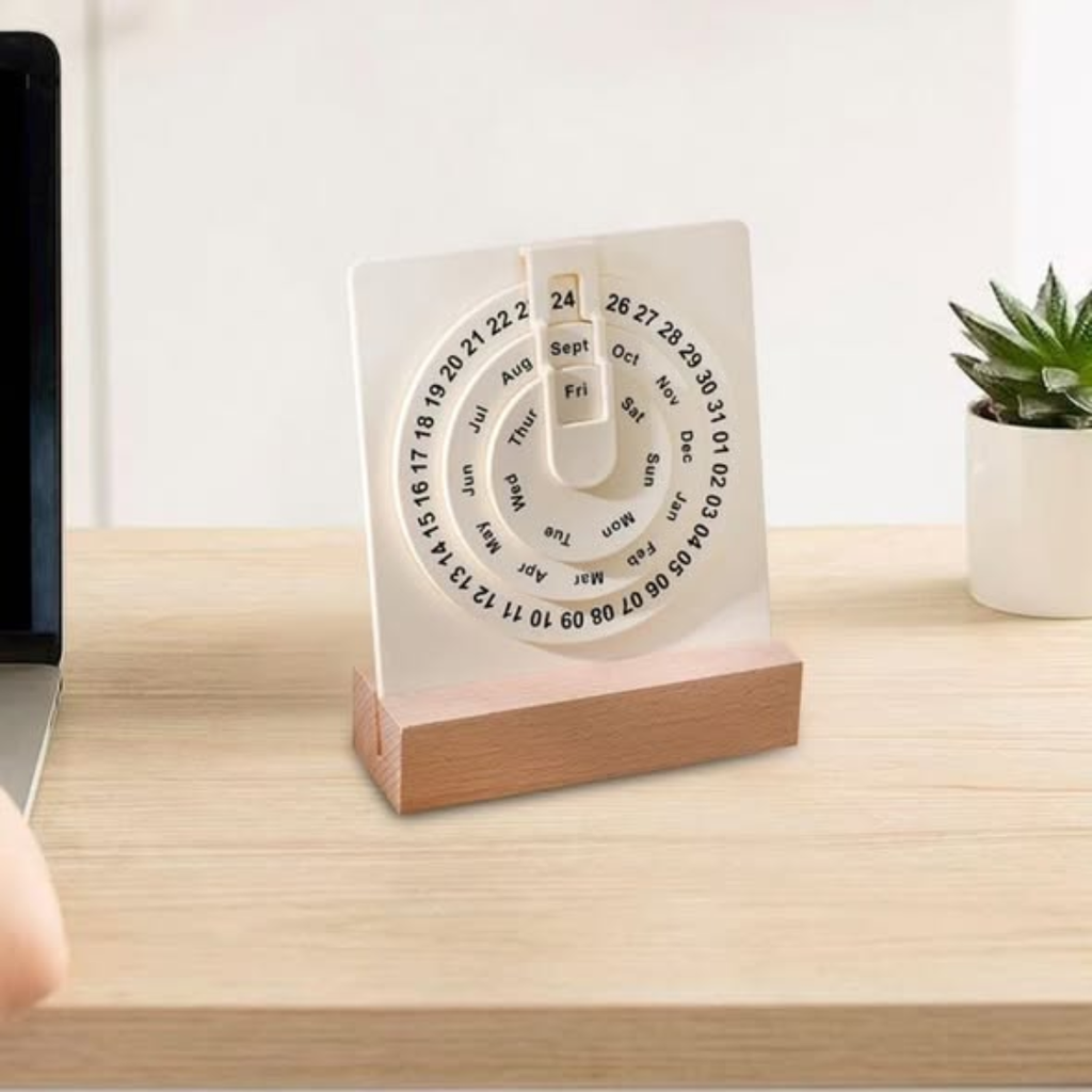 Minimal Rotating Desk Calendar