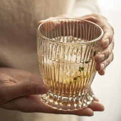 Vertical stripe water glass set with tray