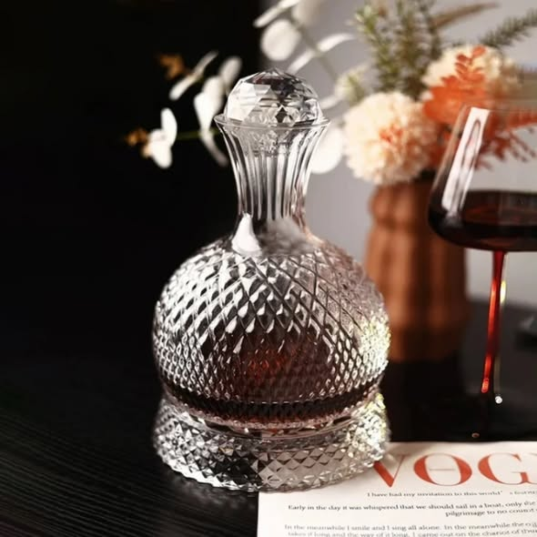 700ml rotating glass wine decanter