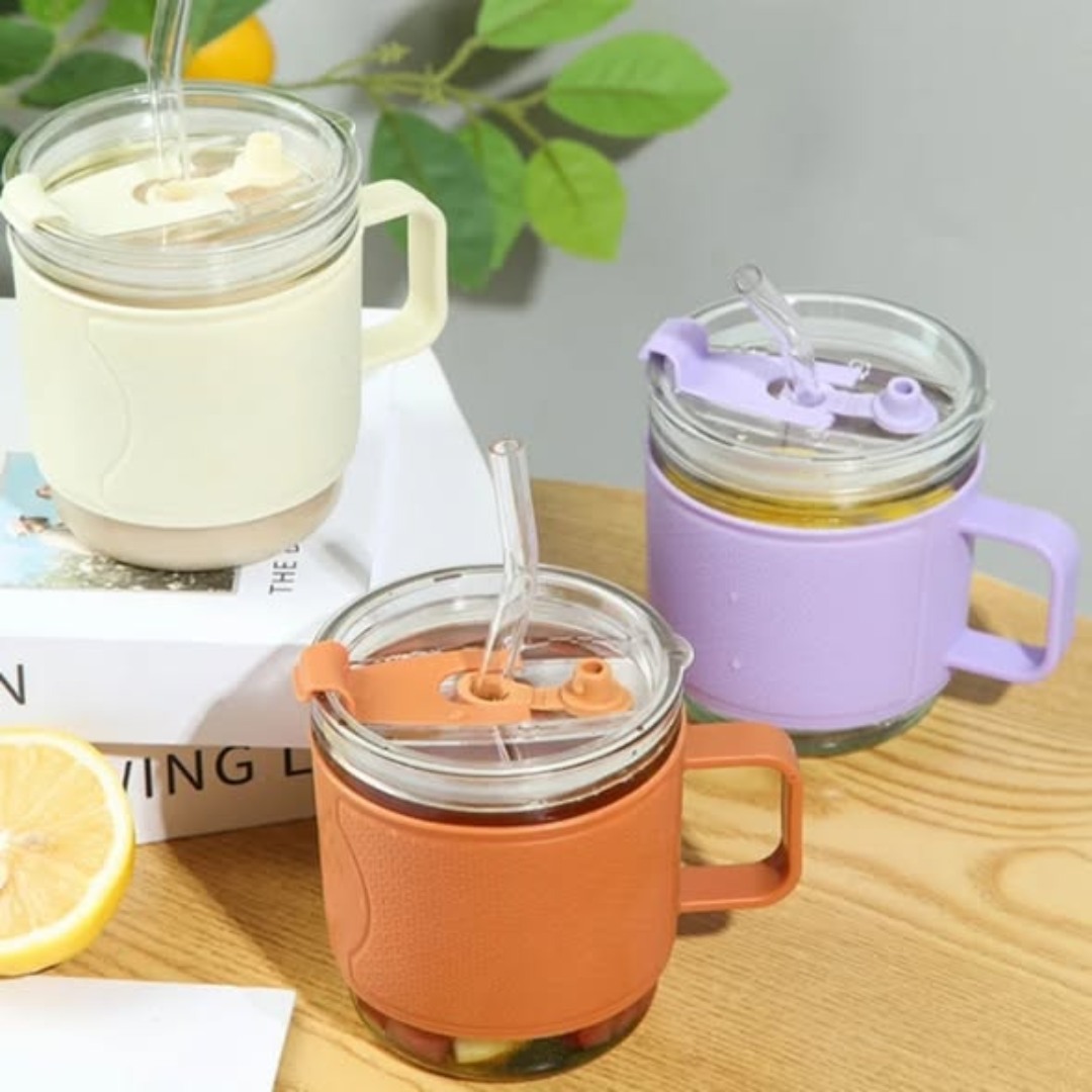Glass cup with insulated body