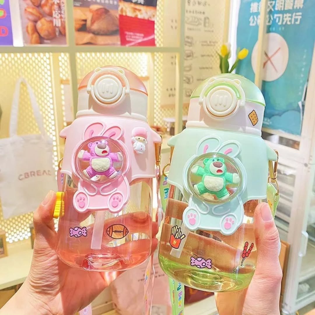 Kids Sippy Cup with Pop Design