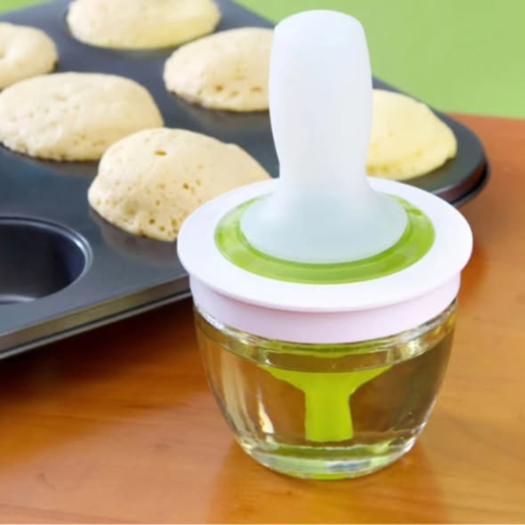 Heat resistant silicone oil brush