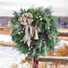 Christmas Wreath with Christmas Pine Cone