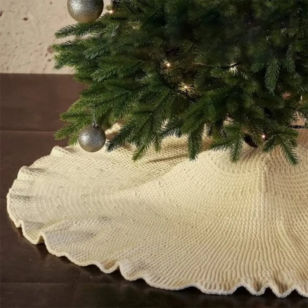 Knitted Ruffled Christmas Tree Skirt