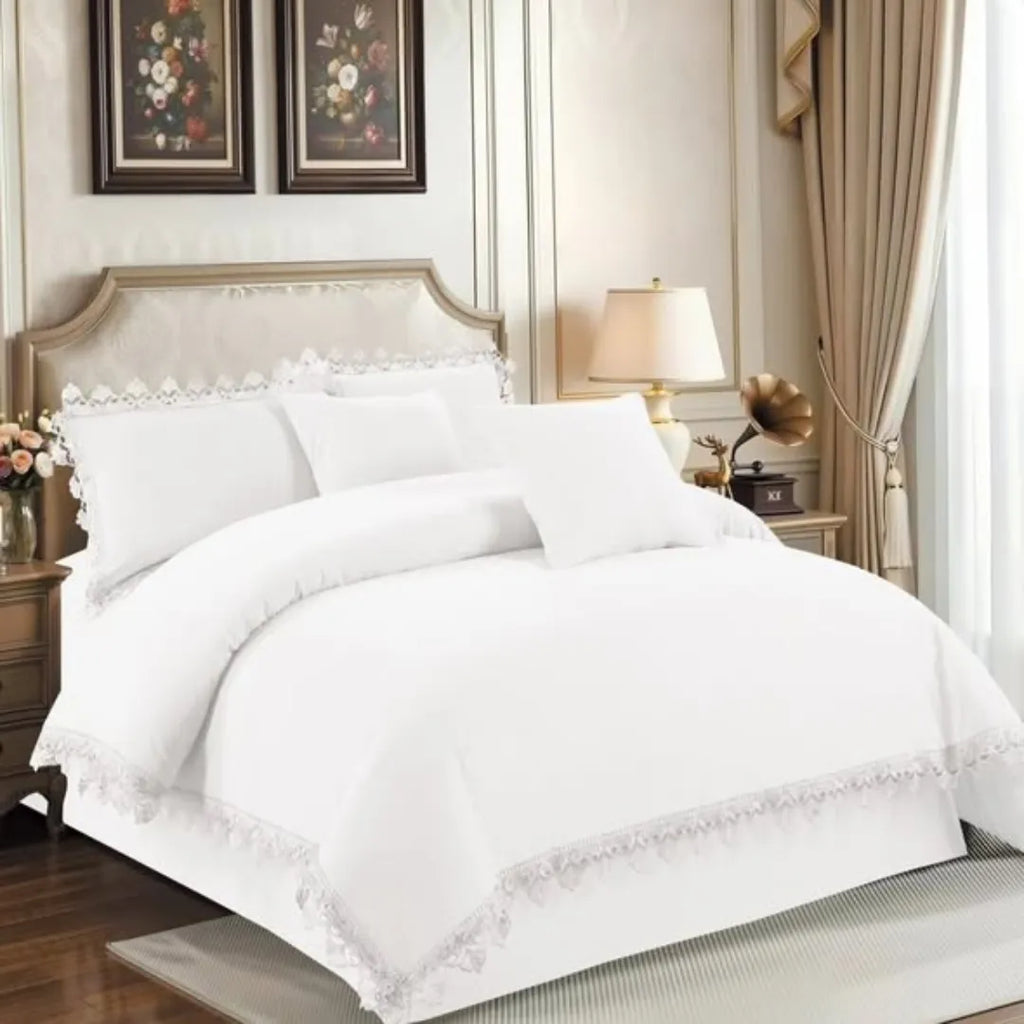 White 6*7 Fancy Duvet Set