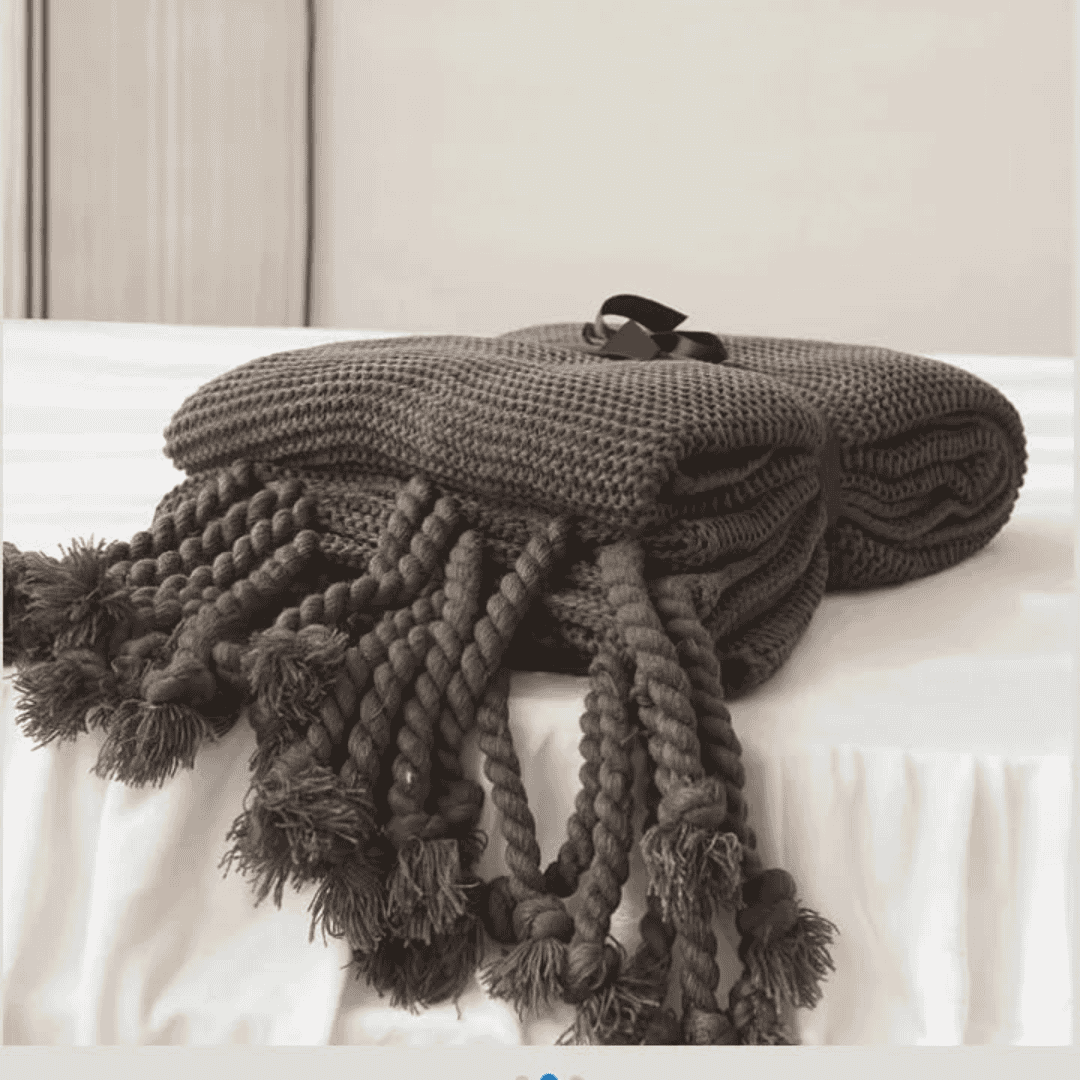 Super Soft Knitted Throw Blankets With Tassels
