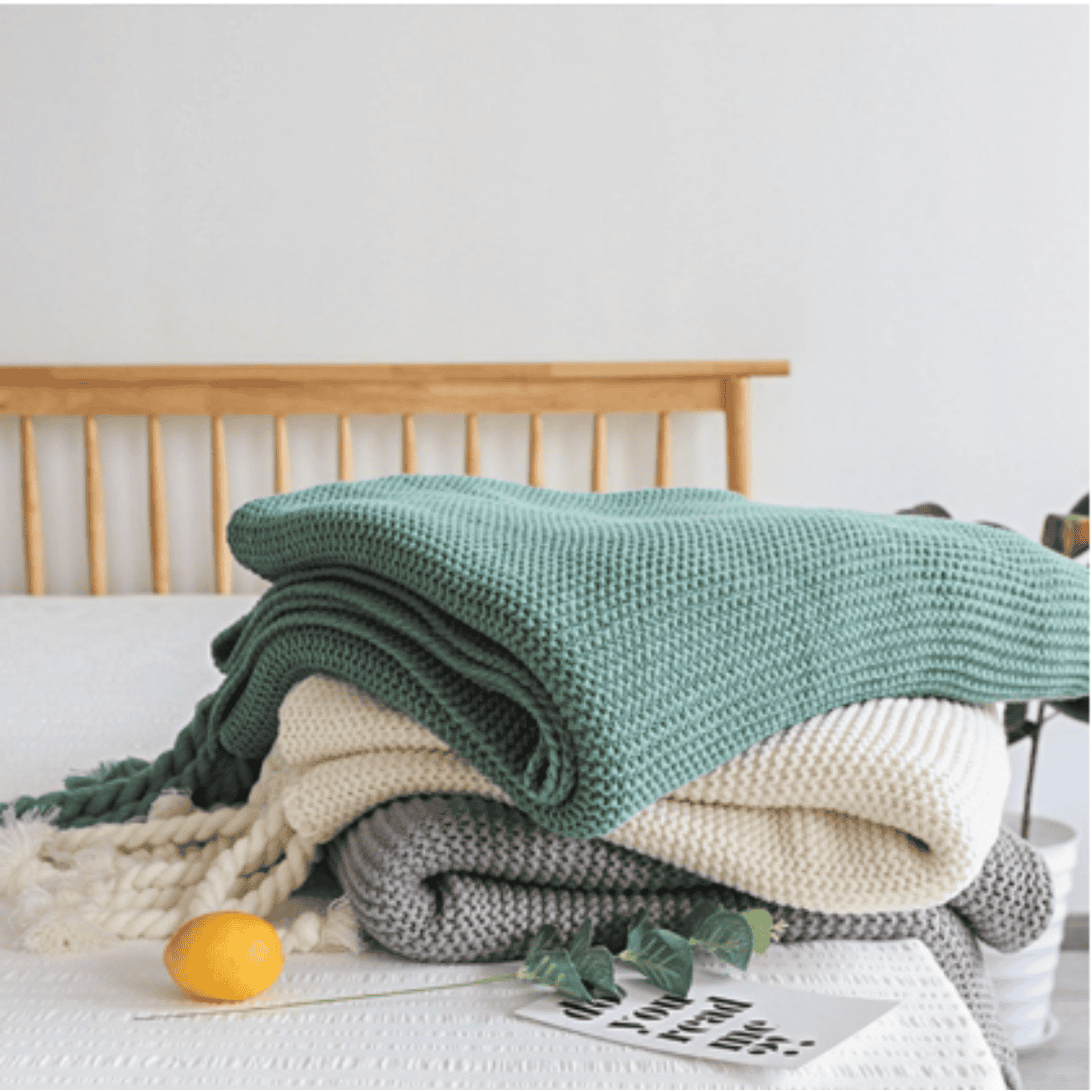 Super Soft Knitted Throw Blankets With Tassels