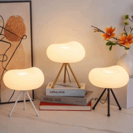 Tripod Cloud Lamp