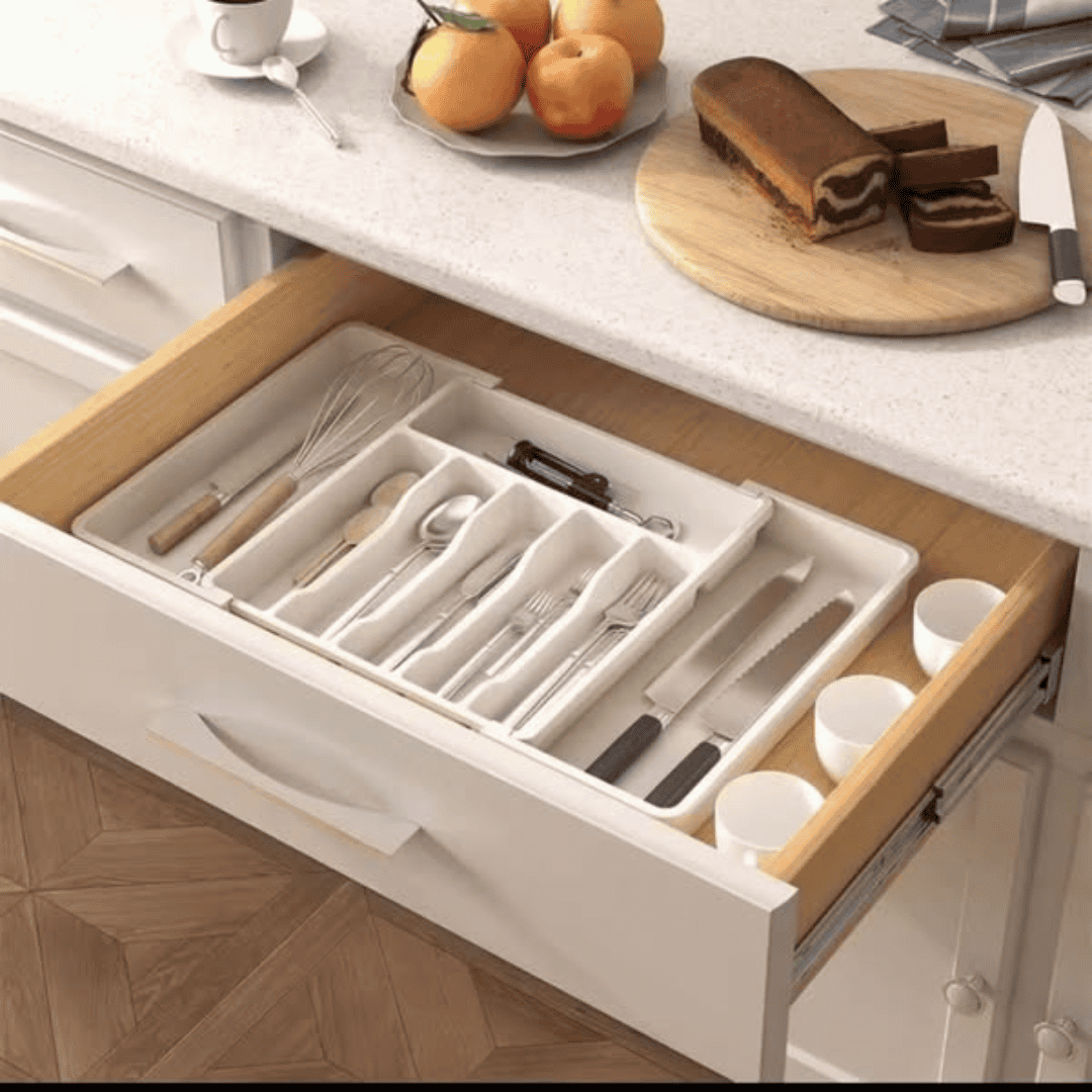 Expandable Cutlery Drawer Organizer